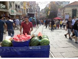 Taksim’i İşbortacılar Bastı