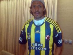 Fenerbahçede Bruno Alves, Resmi Sözleşmeye İmza Attı