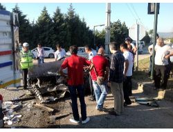 Kırmızı Işık İhlali Kazaya Neden Oldu: Biri Ağır 15 Yaralı