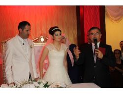 Bakan Yılmaz Ve Destici Nikah Şahitliği Yaptı