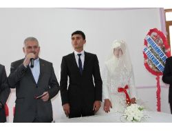 Bakan Yıldırım Nikah Şahidi Oldu, Evli Çiftlere Nasihatlerde Bulundu