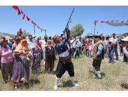 Kötekli Yörükleri, 10 Asırlık Göç Kültürünü Anamas Yaylasında Canlı Tutuyor