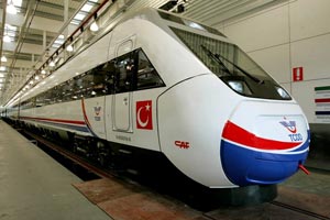 Yüksek Hızlı Tren vites yükseltiyor