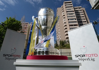 Şampiyonluk kupası tanıtıldı