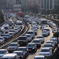 Bayram yoğunluğu trafiği felç etti!