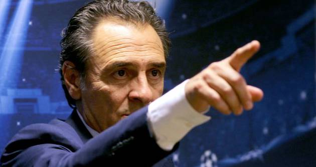 Prandelli bu 4lüden vazgeçmiyor