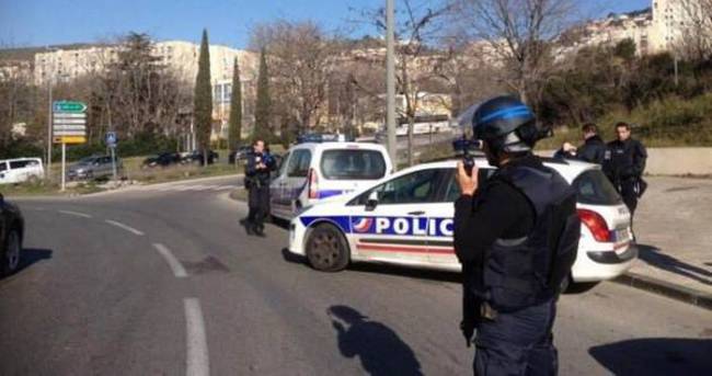 Fransada polise silahlı saldırı
