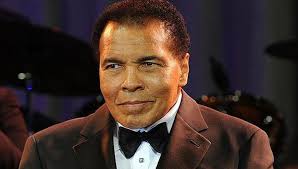 Muhammed Ali hayatını kaybetti!