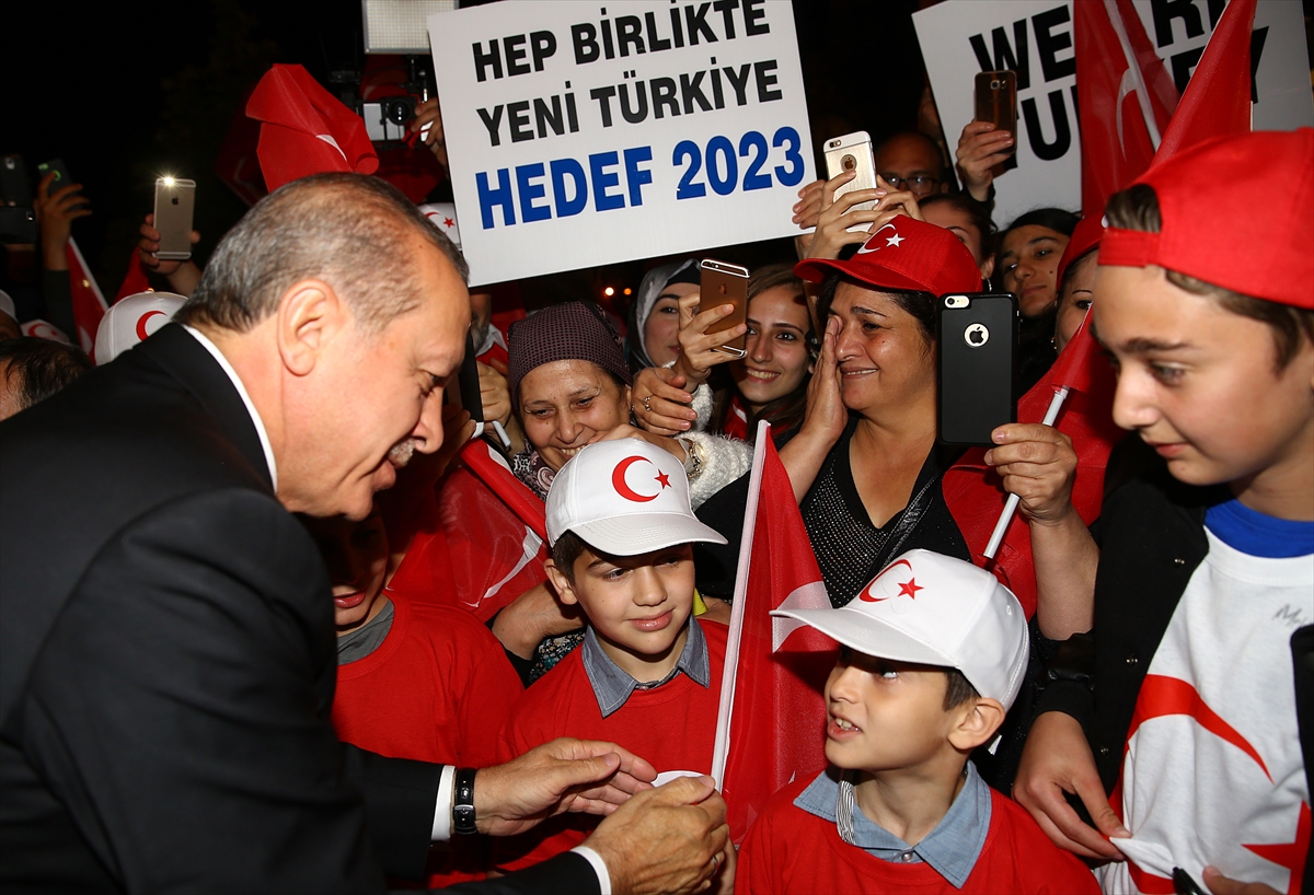 Cumhurbaşkanı Erdoğana sevgi seli