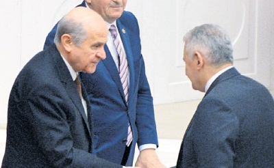 İstifayı Bahçeli istemiş!