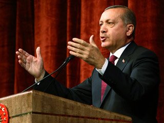 Erdoğan davalarından vazgeçti