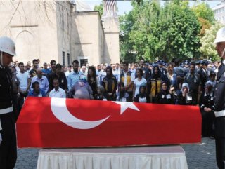 Şehit polis Mehmet Dama toprağa verildi