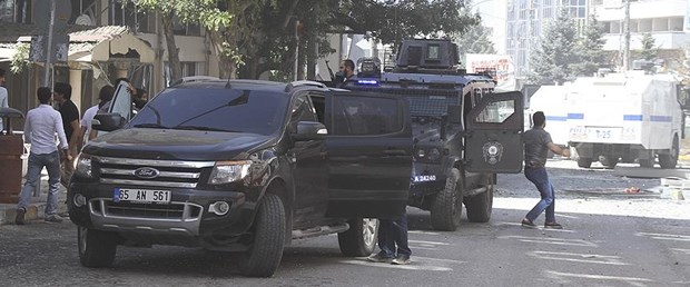 Van’da Bombalı Araçla Saldırı