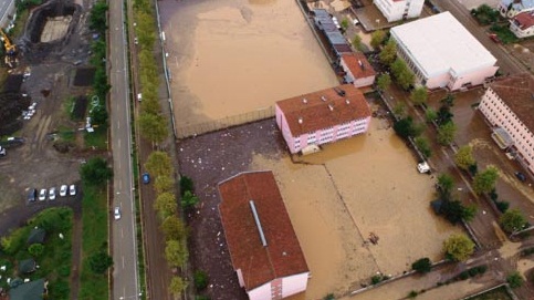 Meteorolojiden iki bölge için flaş uyarı