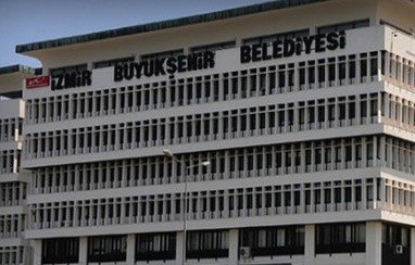 İzmir Büyükşehire ByLock operasyonu