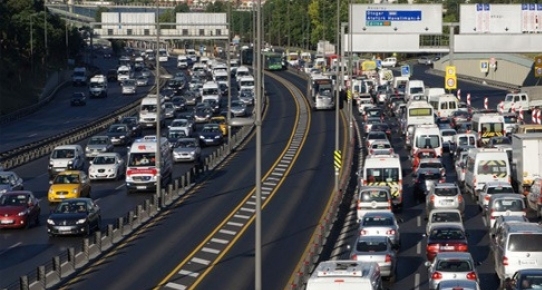 İstanbulda trafiğe kapalı yollar