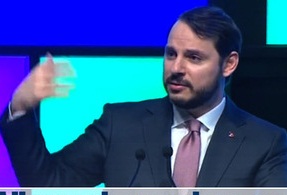 Berat Albayrak gençlere seslendi!