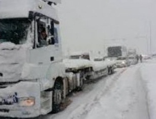 İstanbulda TIRlara kar yasağı