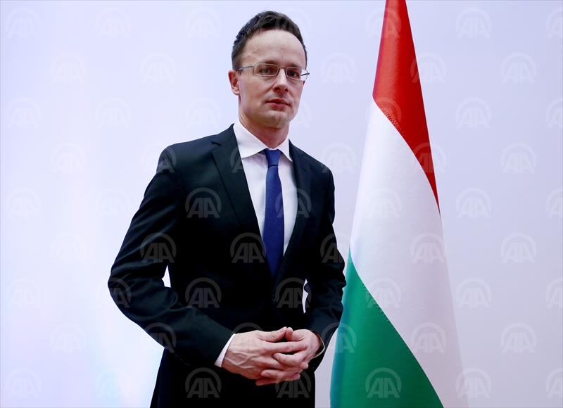 Macaristan Dışişleri Bakanı Szijjartodan açıklama