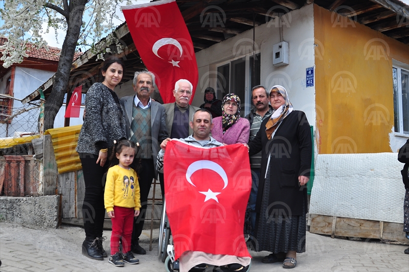 6 kurşun yedi ama darbecilere geçit vermedi