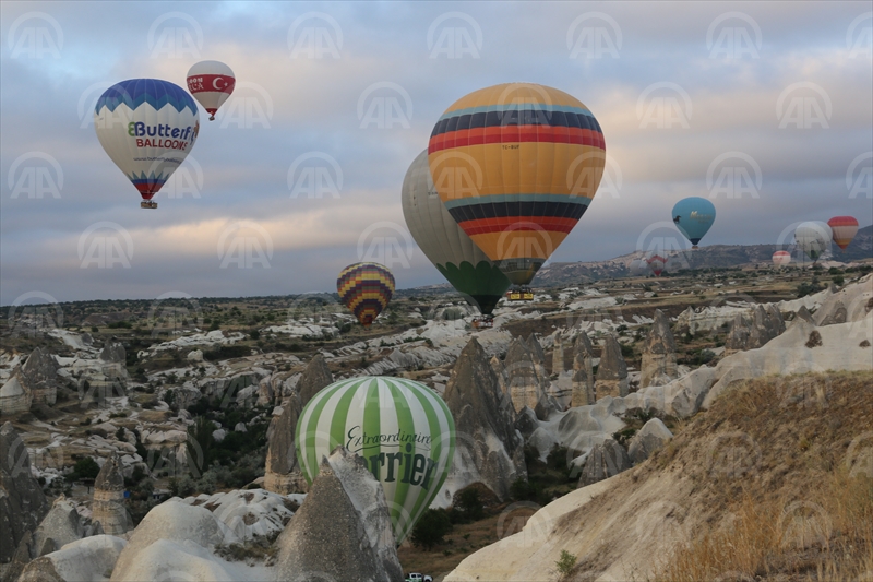 Kapadokya turizmini balonlar uçurdu