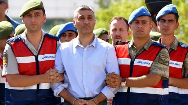 Darbeci suikast timi lideri Sönmezateş eşinden boşandı