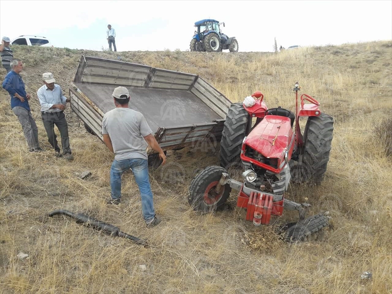 Kırşehirde traktör kazası: 1 ölü