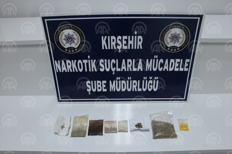 Kırşehirde torbacı çetesine şafak operasyonu