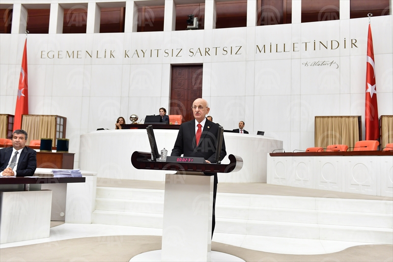 İsmail Kahraman yeniden TBMM Başkanı