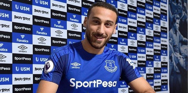 Cenk Tosun resmen Everton'da...