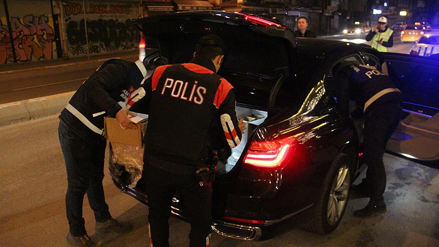 İstanbul'da 2 bin 400 polisle asayiş uygulaması