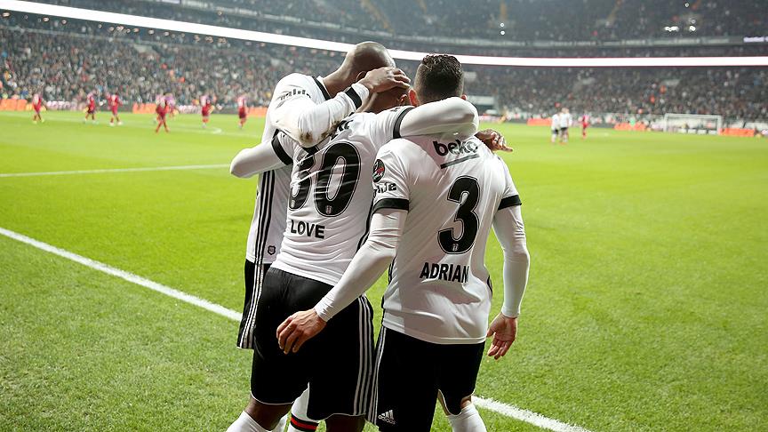 Beşiktaş, Vodafone Park'ta farklı