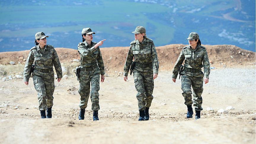'Zeytin Dalı'nın kadın subayları