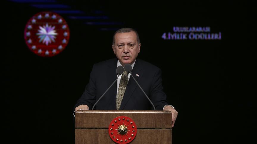 Erdoğan: Afrin'e girdik giriyoruz