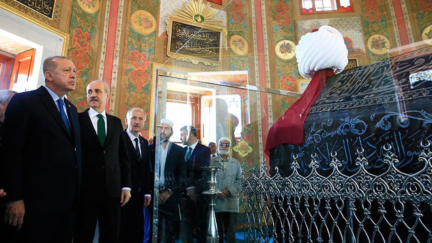 Erdoğan, restore edilen Fatih Sultan Mehmet'in türbesini açtı!
