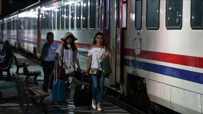 Tren seferleri yeniden başladı