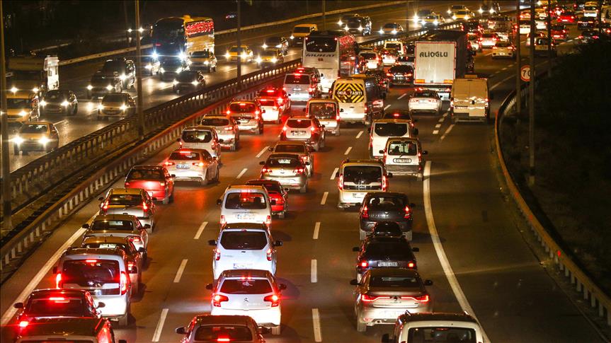 İstanbul trafiğinde bayram yoğunluğu