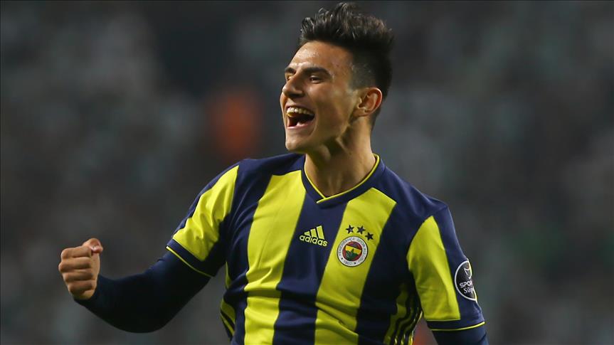 Eljif Elmas'a milli davet