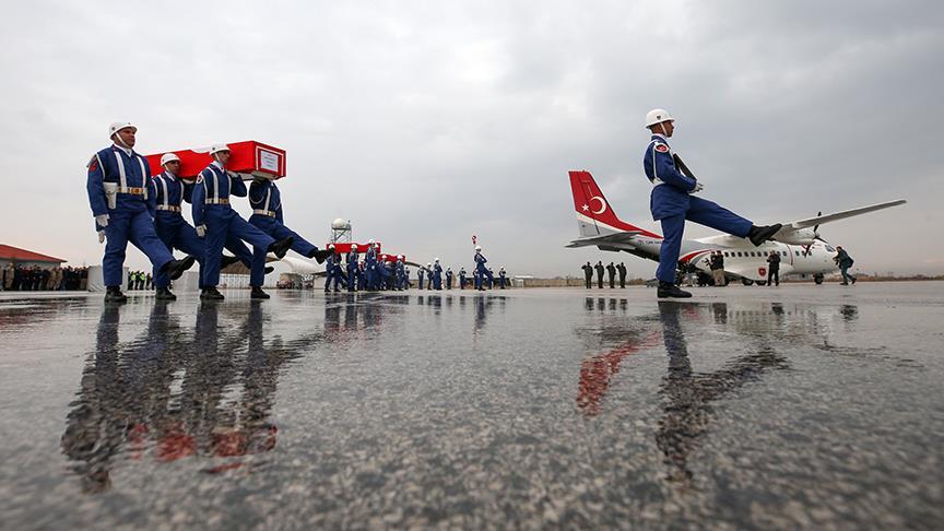 Şemdinli şehitleri memleketlerine uğurlandı