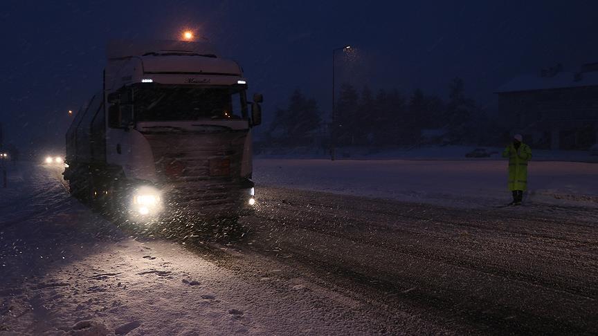 Bolu Dağı'ndan geçecek tırlara zincir mecburiyeti