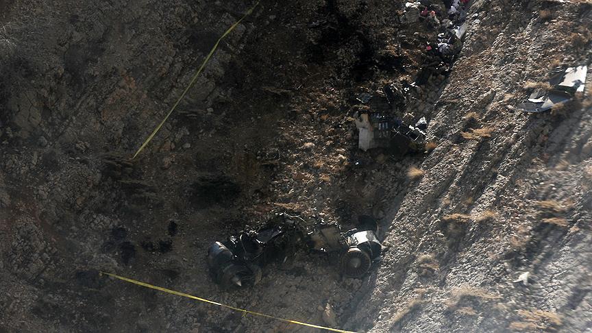 İran'da kargo uçağı düştü: 16 ölü