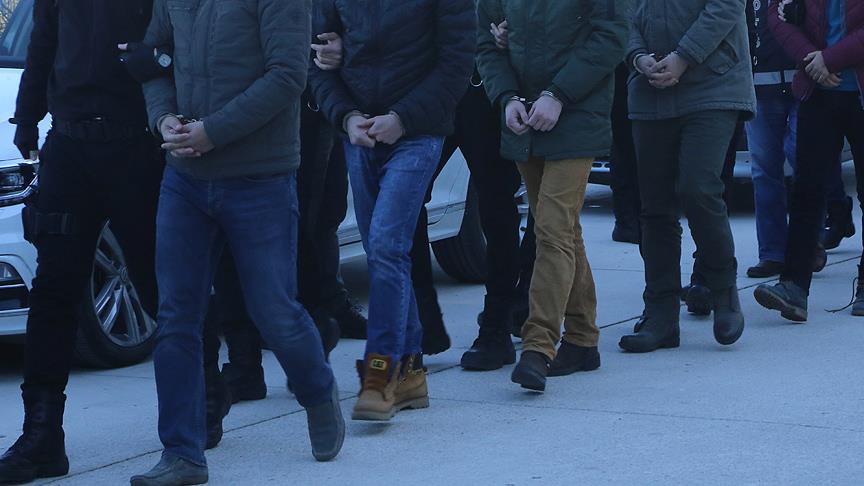 Hakkında FETÖ'den yakalama kararı verilen 29 kişiye gözaltı