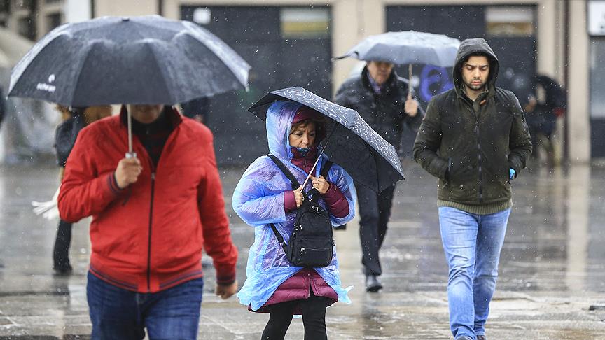 Meteorolojiden kuvvetli yağış ve fırtına uyarısı