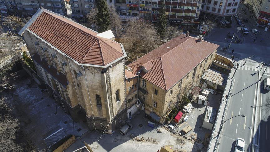 Atatürk'ün halka seslendiği bina 'arkeoloji enstitüsü' olacak