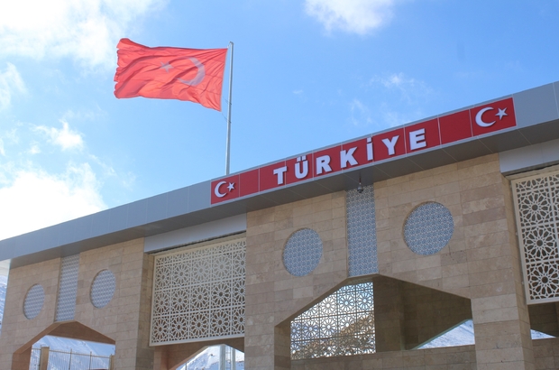 'Kapıköy Gümrük Kapısı açıldı!'