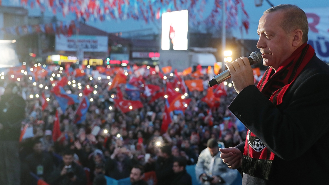 Cumhurbaşkanı Erdoğan: Bölücü örgüt alenen zillet ittifakını desteklemiyor mu?