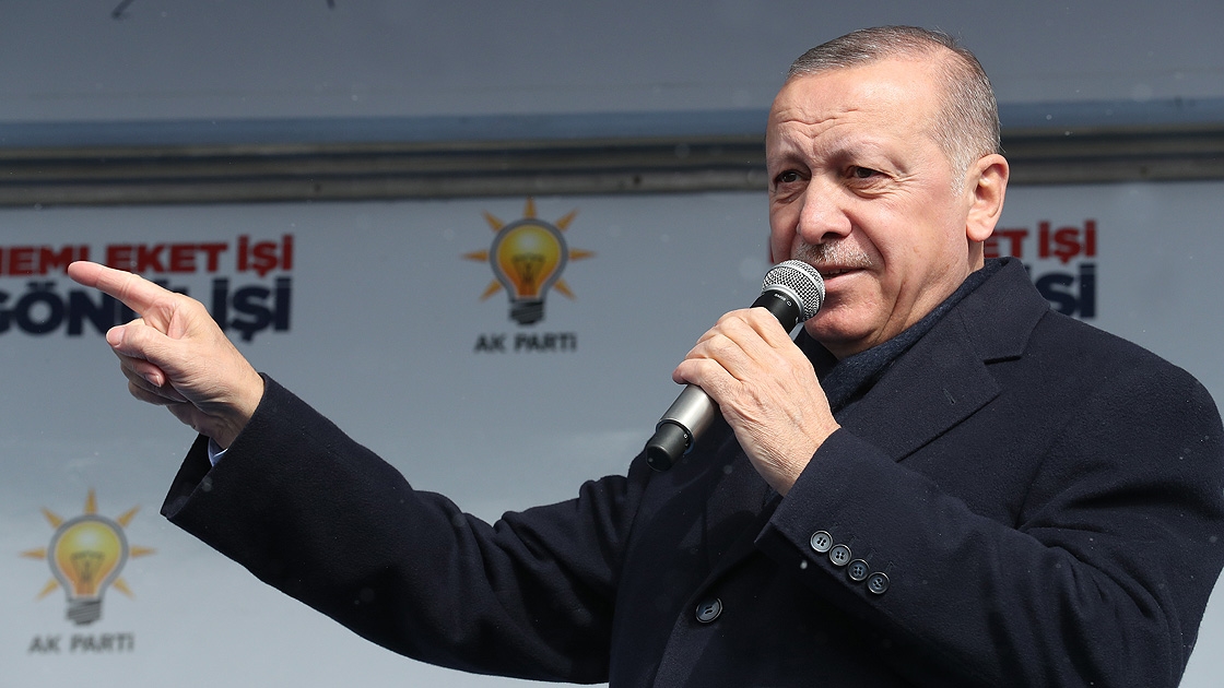 Erdoğan: Milletin paralarını Kandil'e gönderenlere müsaade etmeyiz