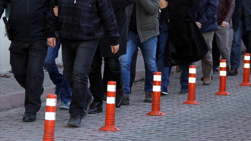 Meslekten ihraç edilen 58 polis hakkında FETÖ'den gözaltı kararı