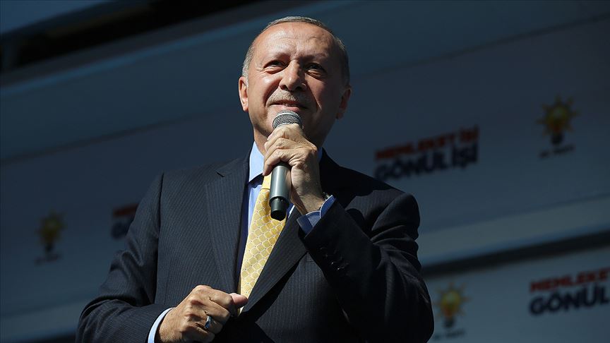 Cumhurbaşkanı Erdoğan: Ders verilecek değil sımsıkı bir araya gelinecek dönem