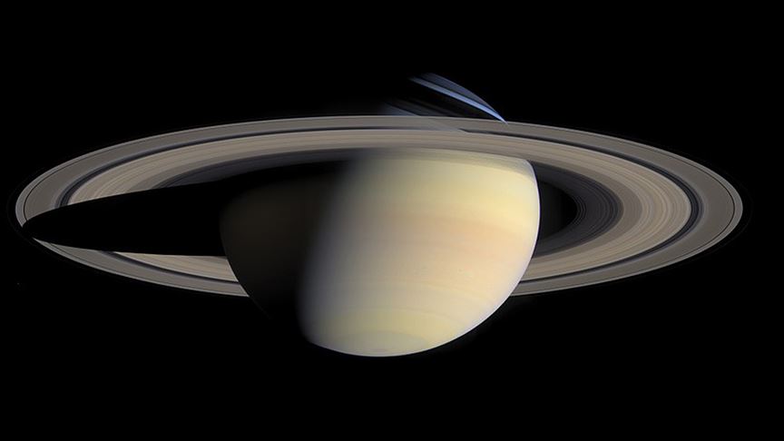 'Bilim insanlarından Satürn'de yeni keşif'